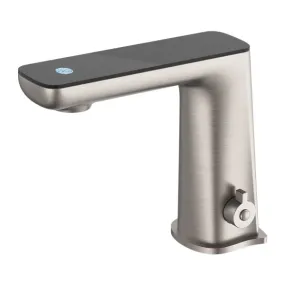 Nero Claudia Sensor Mixer Brushed Nickel YSW222101